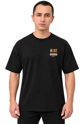 Camiseta Oversized Luz do mundo — Preta — miniatura 3